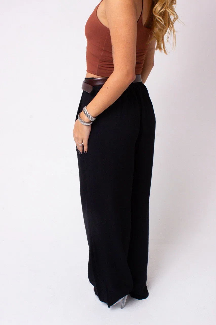 Calça alfaiataria fancy em tecido leve e elegante. — foto 8