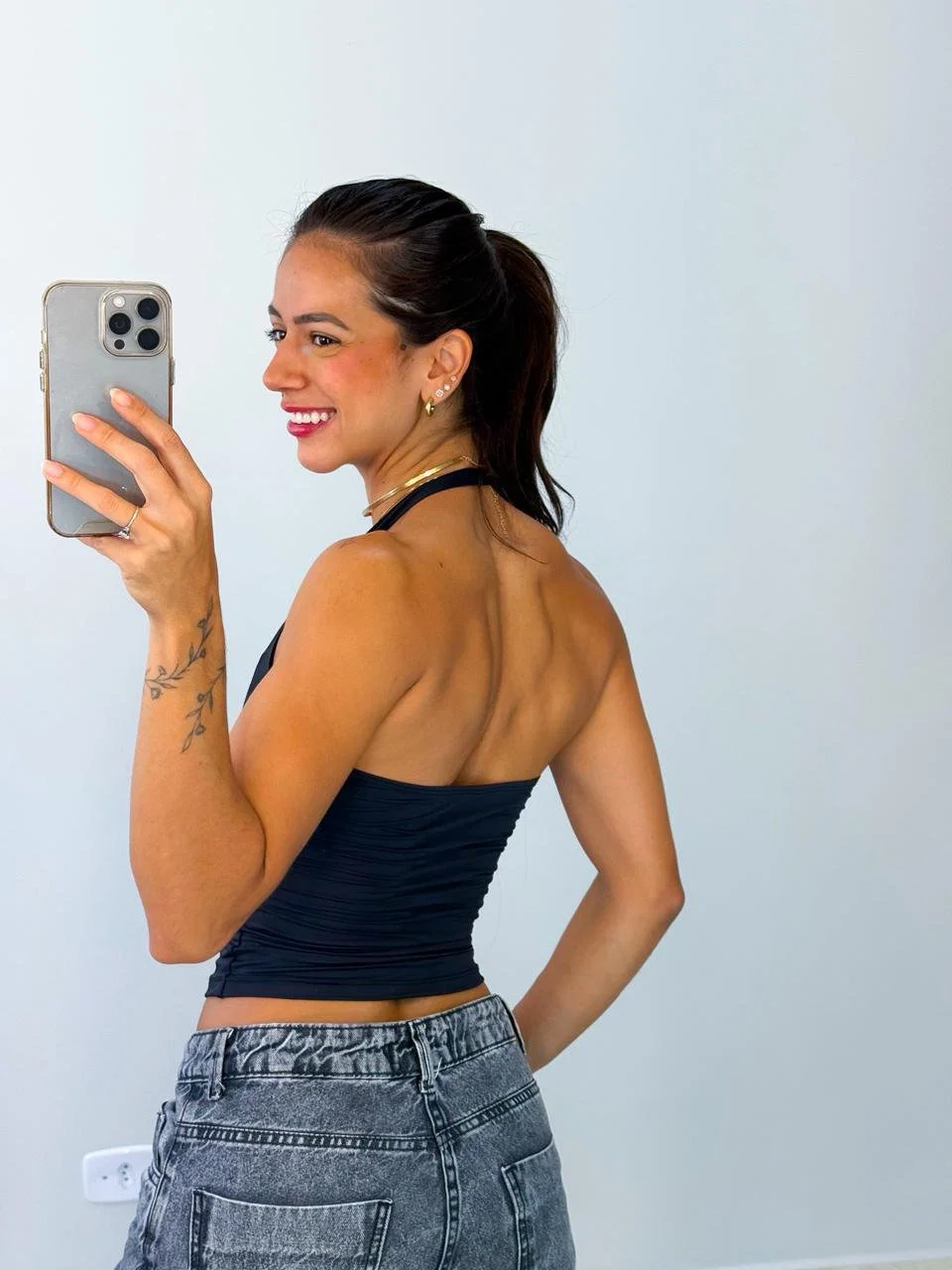 Blusa corset em poliamida com costas abertas da Lus Store — foto 14