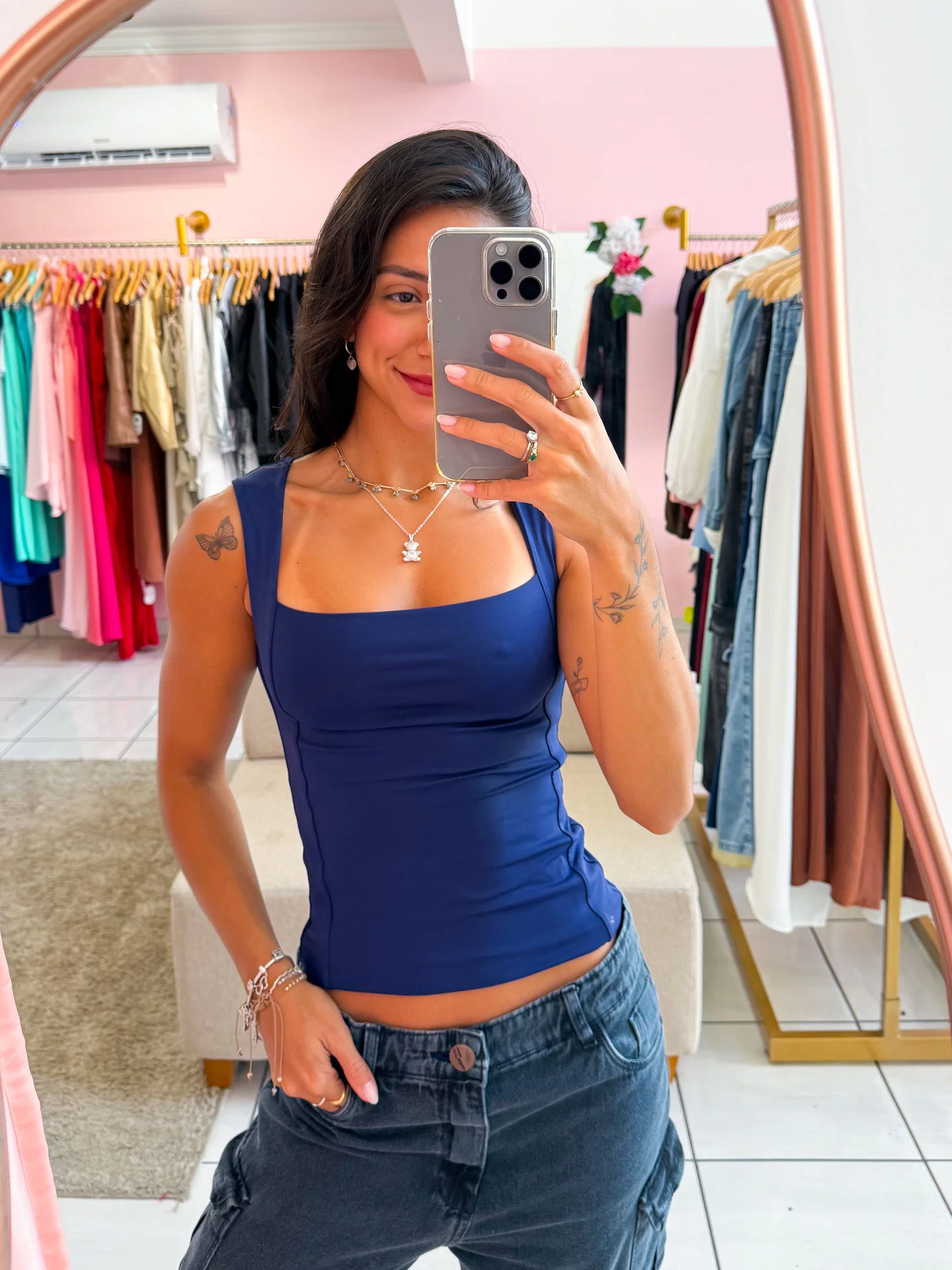 Blusa Reta Quadrada feminina em tecido suplex poliamida. — foto 11